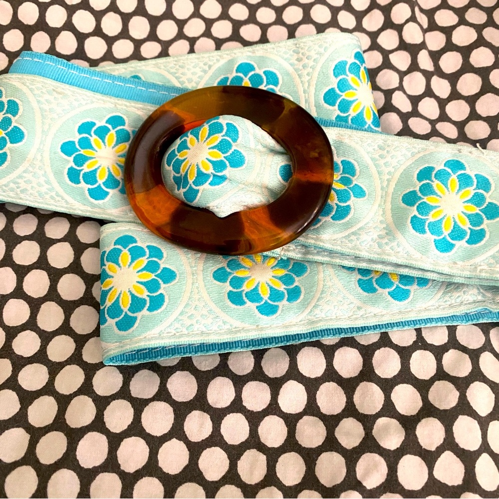 Unbranded floral grosgrain ribbon fabric belt with tortoiseshell ring clasp